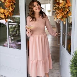 BNWT Mad About Style Jilly Box Dress Size Large Pink